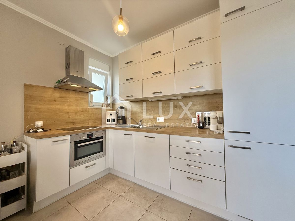 CRIKVENICA - apartma 55m2 z bazenom