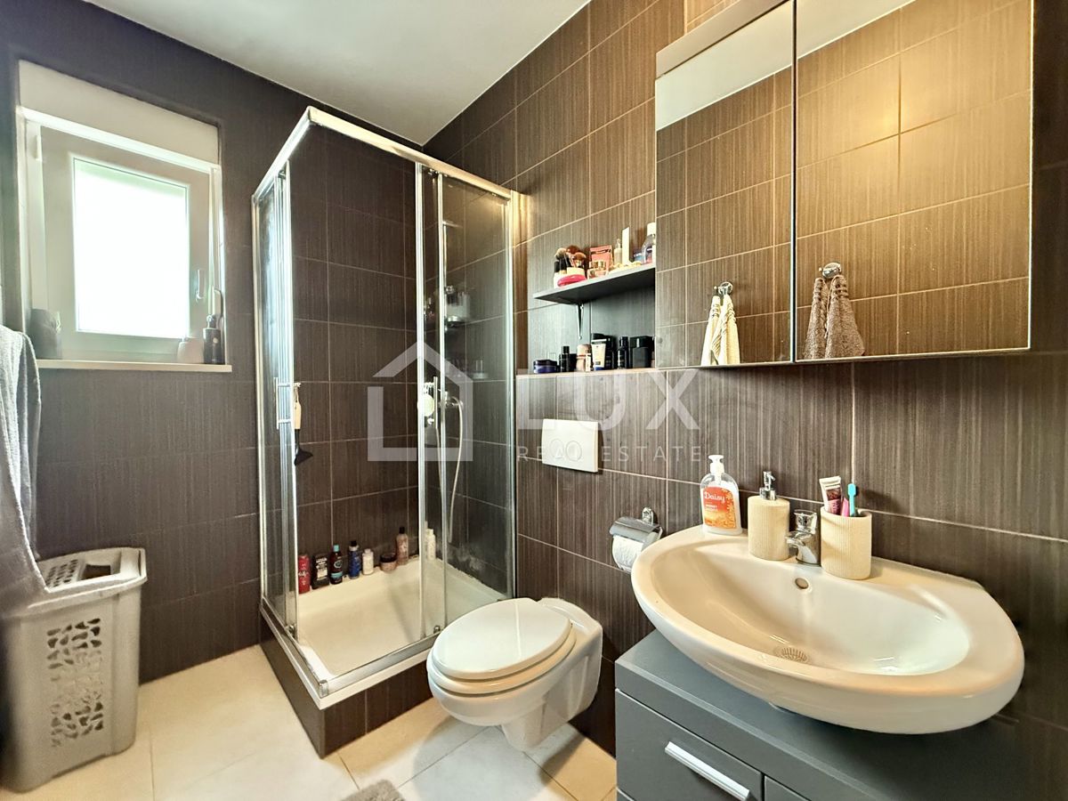 CRIKVENICA - apartma 55m2 z bazenom