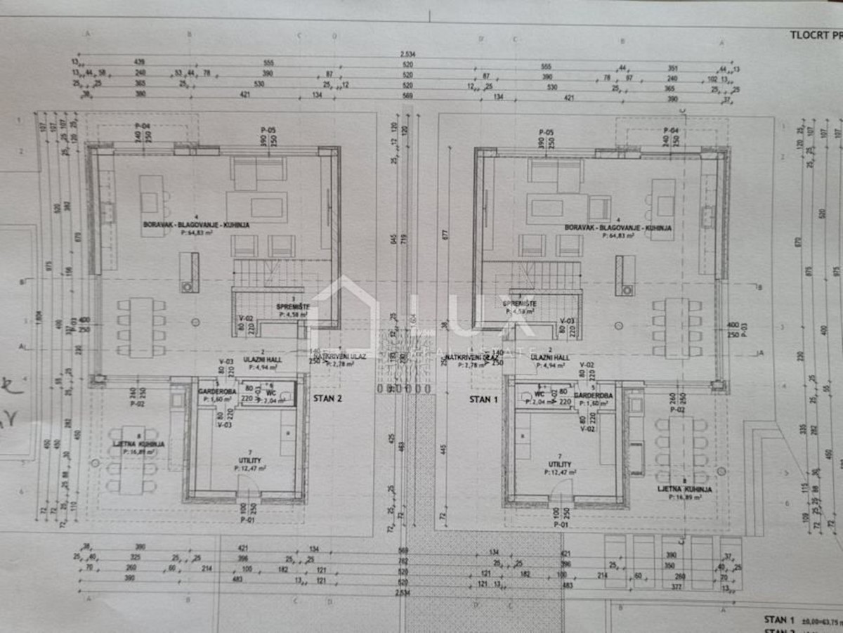 POREČ - moderna vila z bazenom, vrt 720m2