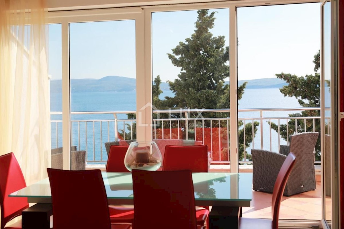 SELCE - penthouse 1. red do morja