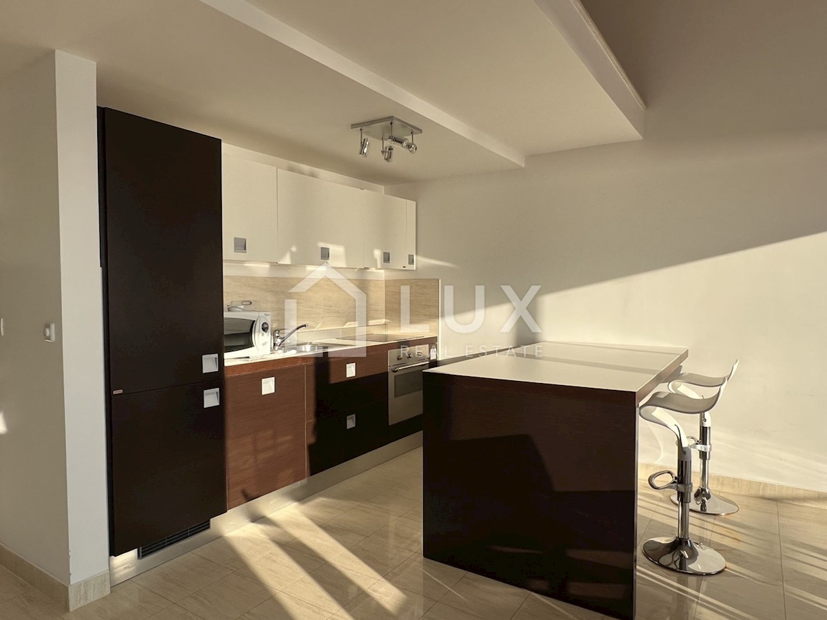 SELCE - penthouse 1. red do morja