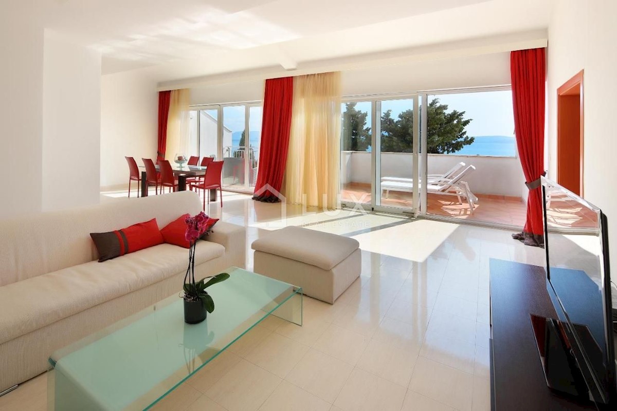 SELCE - penthouse 1. red do morja