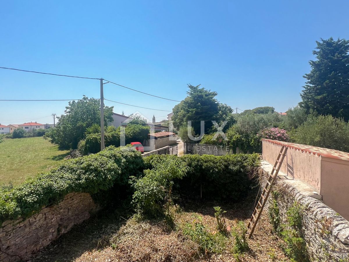 MARČANA, KRNICA - kamnita hiša za obnovo