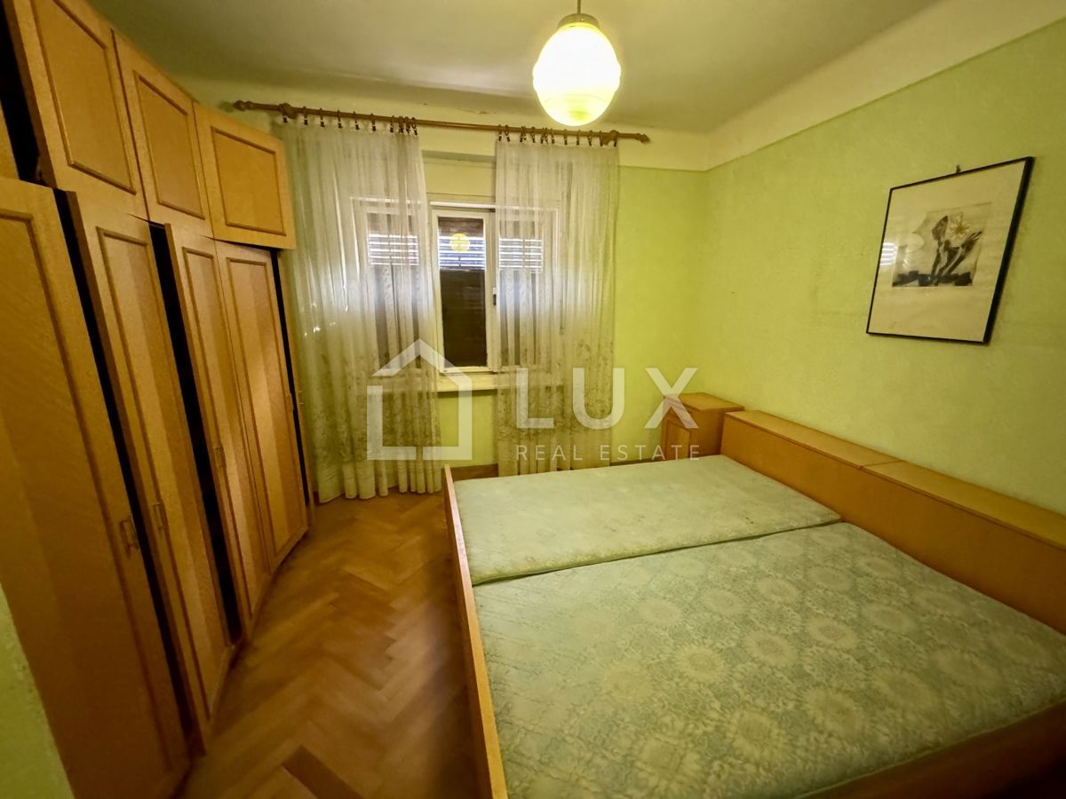 CRIKVENICA - hiša 156m2, center mesta
