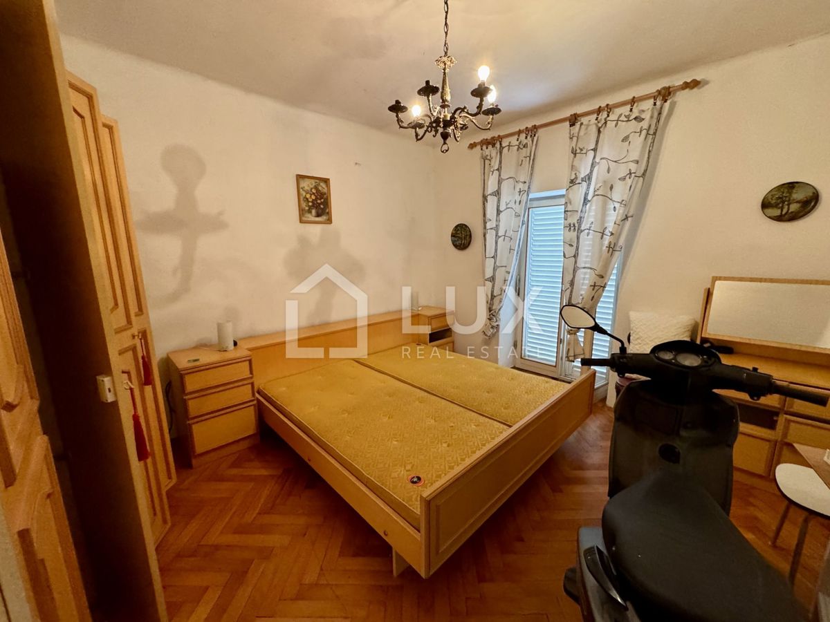 CRIKVENICA - hiša 156m2, center mesta