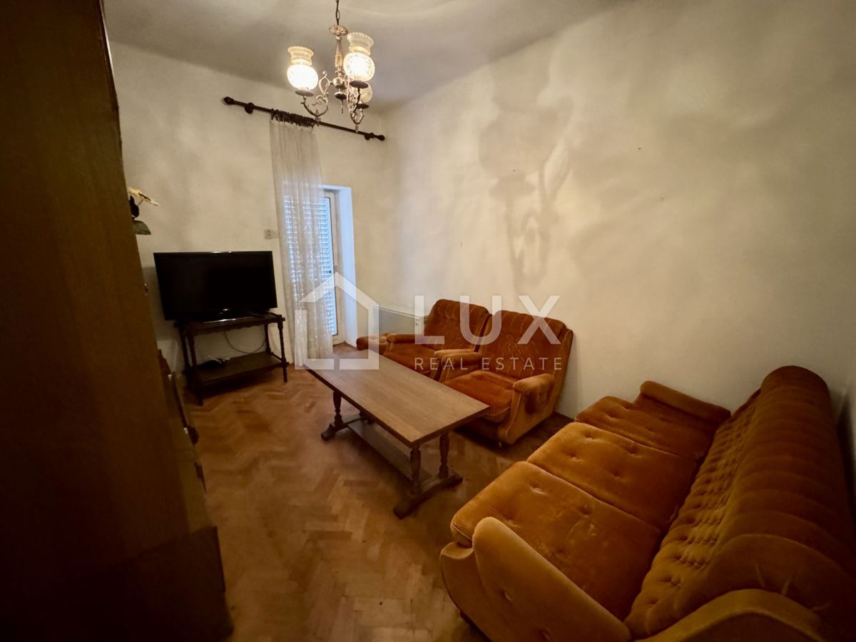 CRIKVENICA - hiša 156m2, center mesta