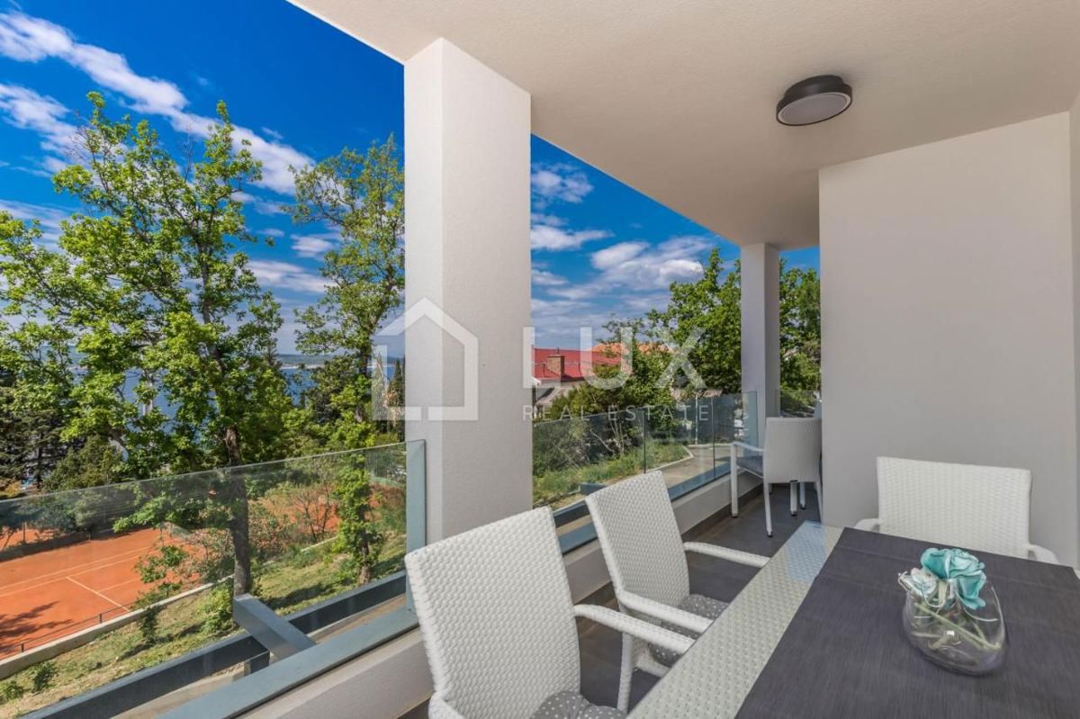 SELCE - apartma 2s+db, 80m od morja, stavba z dvigalom