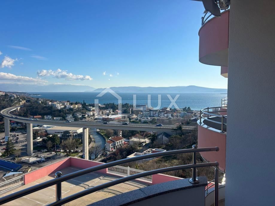 CRIKVENICA - apartma 62m2, pogled na morje
