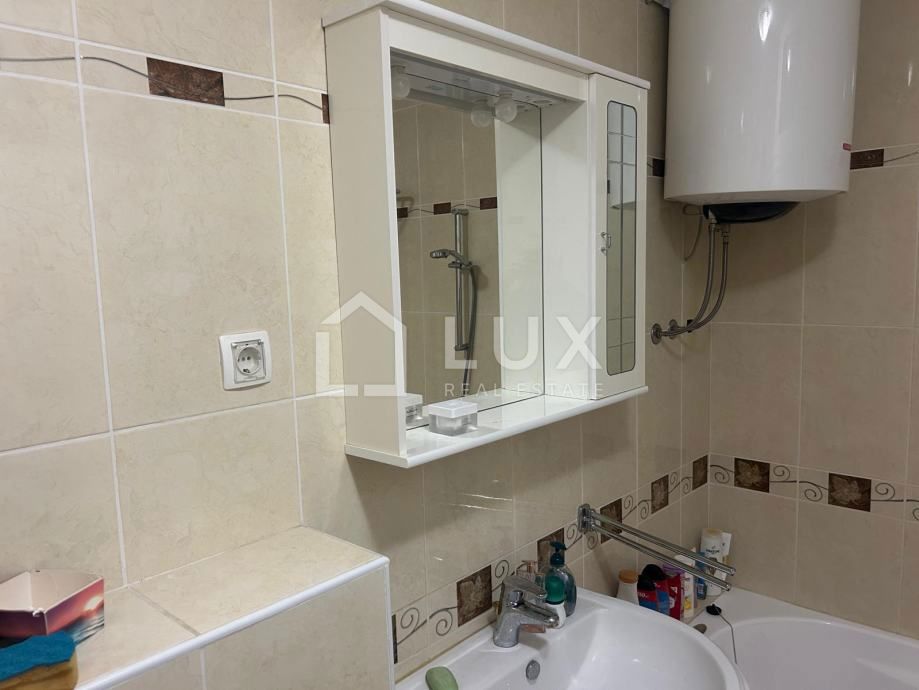 CRIKVENICA - apartma 62m2, pogled na morje
