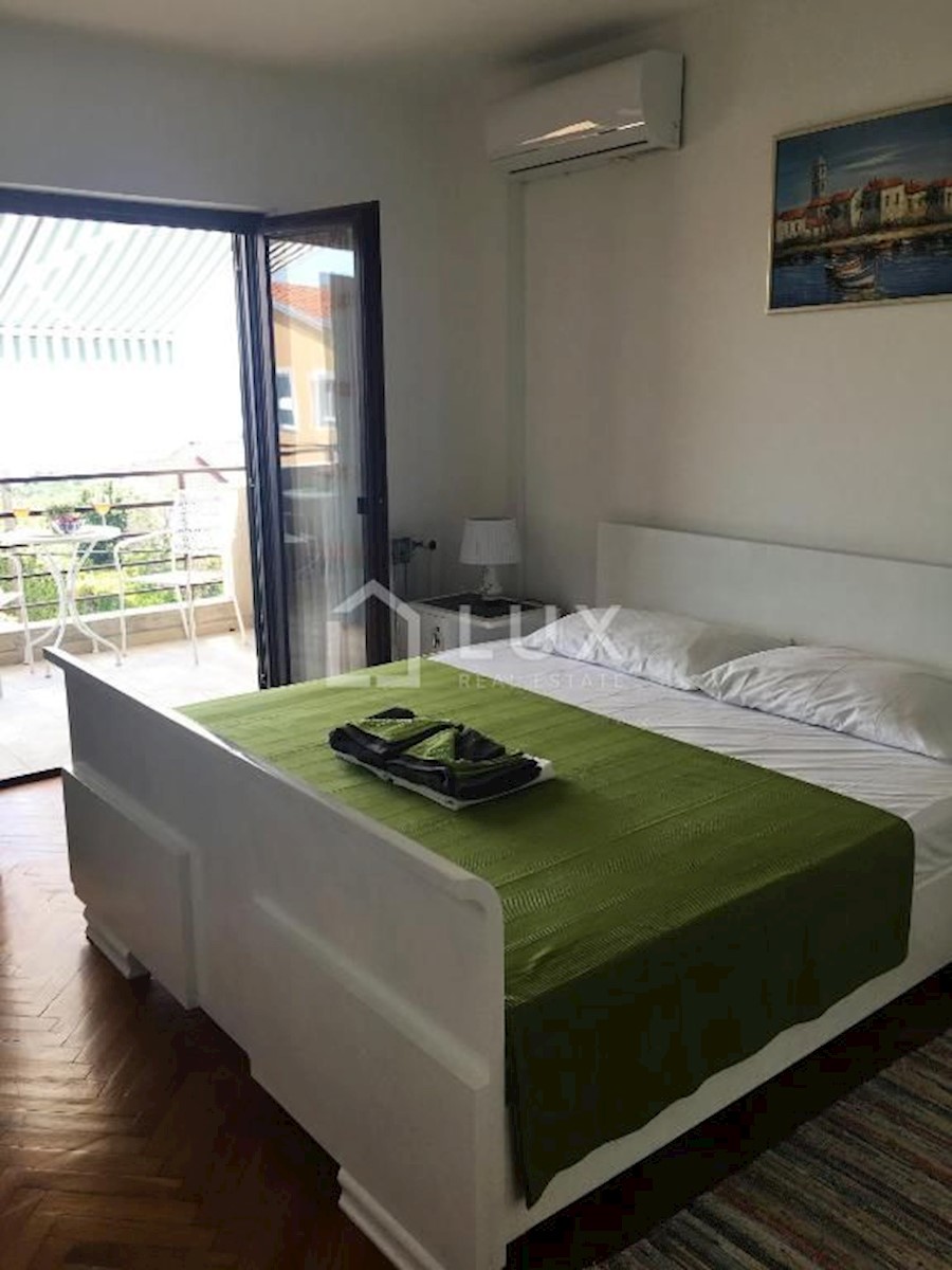 JADRANOVO - apartmajska hiša blizu morja