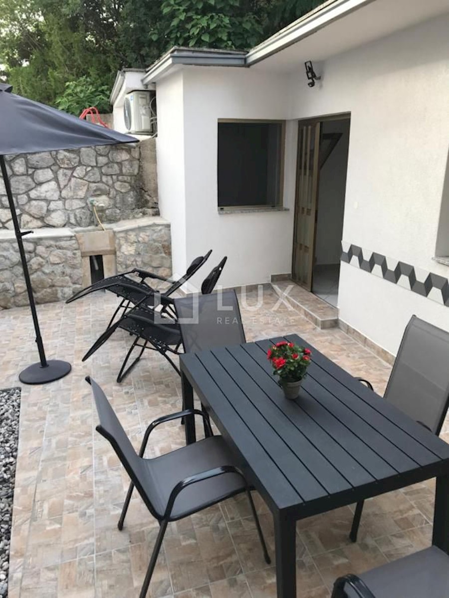 JADRANOVO - apartmajska hiša blizu morja