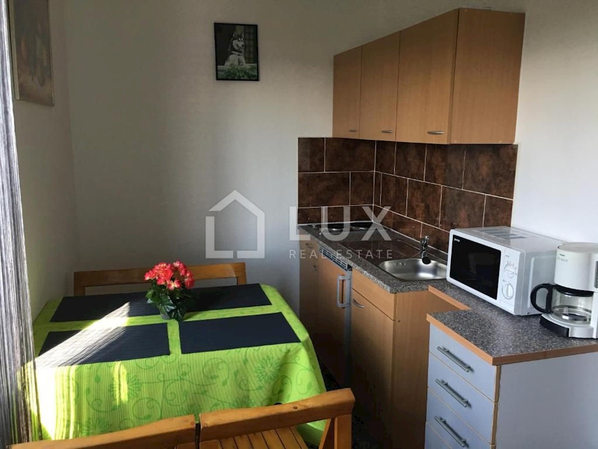 JADRANOVO - apartmajska hiša blizu morja