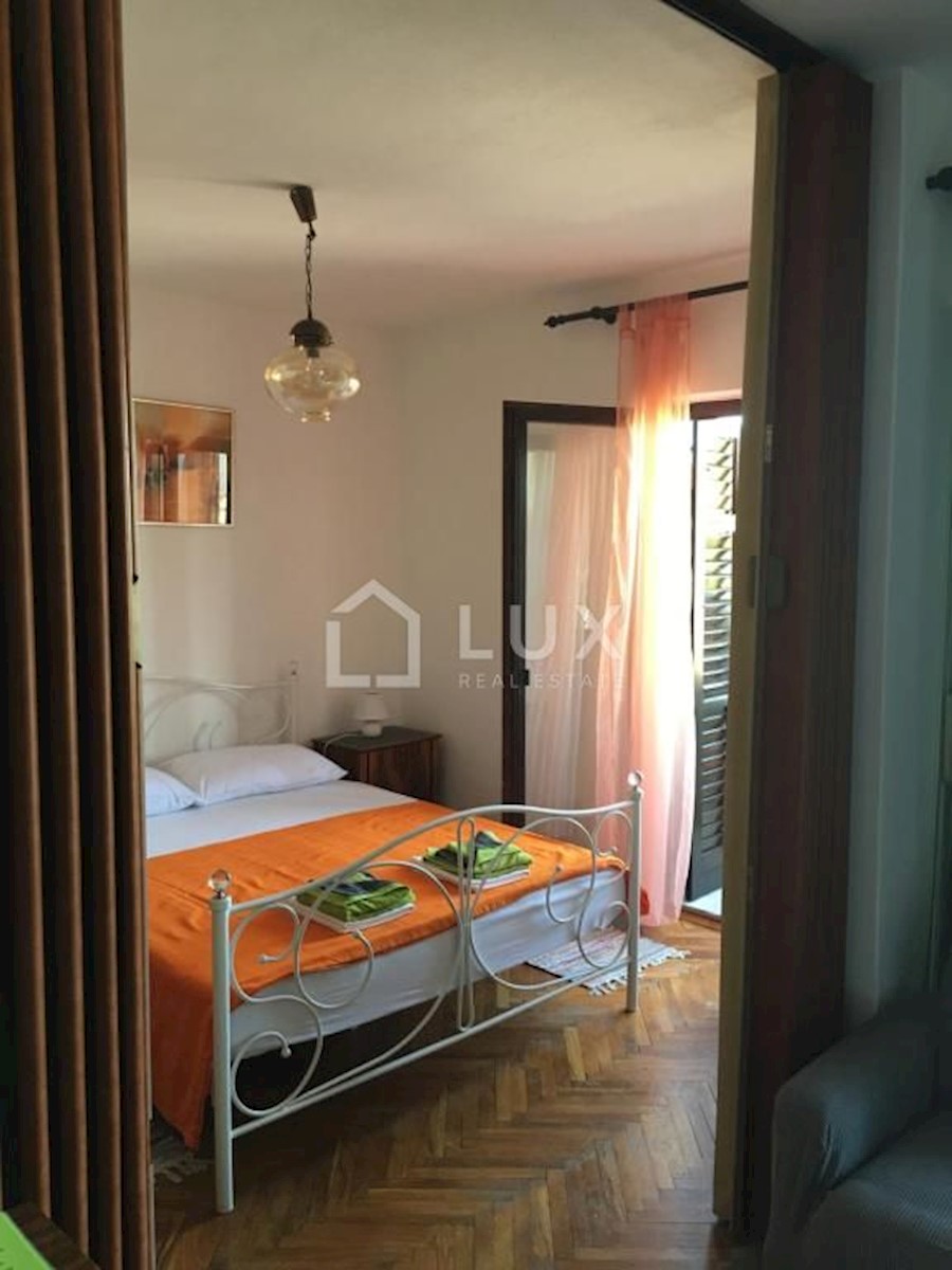 JADRANOVO - apartmajska hiša blizu morja