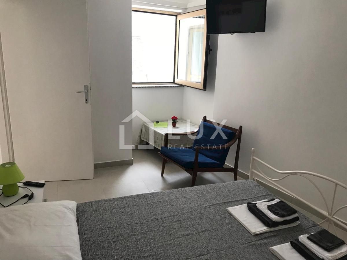 JADRANOVO - apartmajska hiša blizu morja