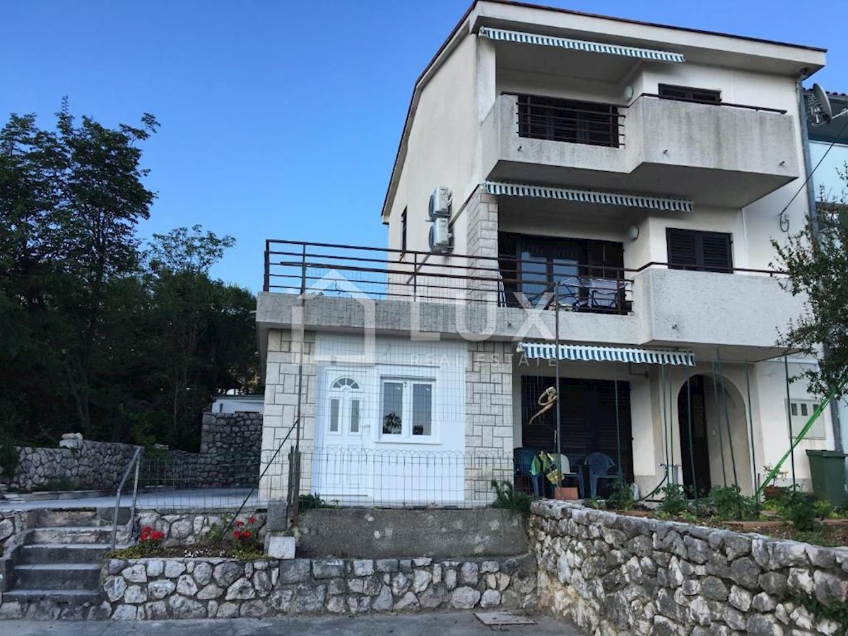 JADRANOVO - apartmajska hiša blizu morja