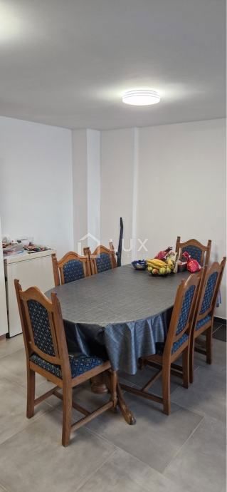 CRIKVENICA - stanovanje, visoko pritličje, 76m2