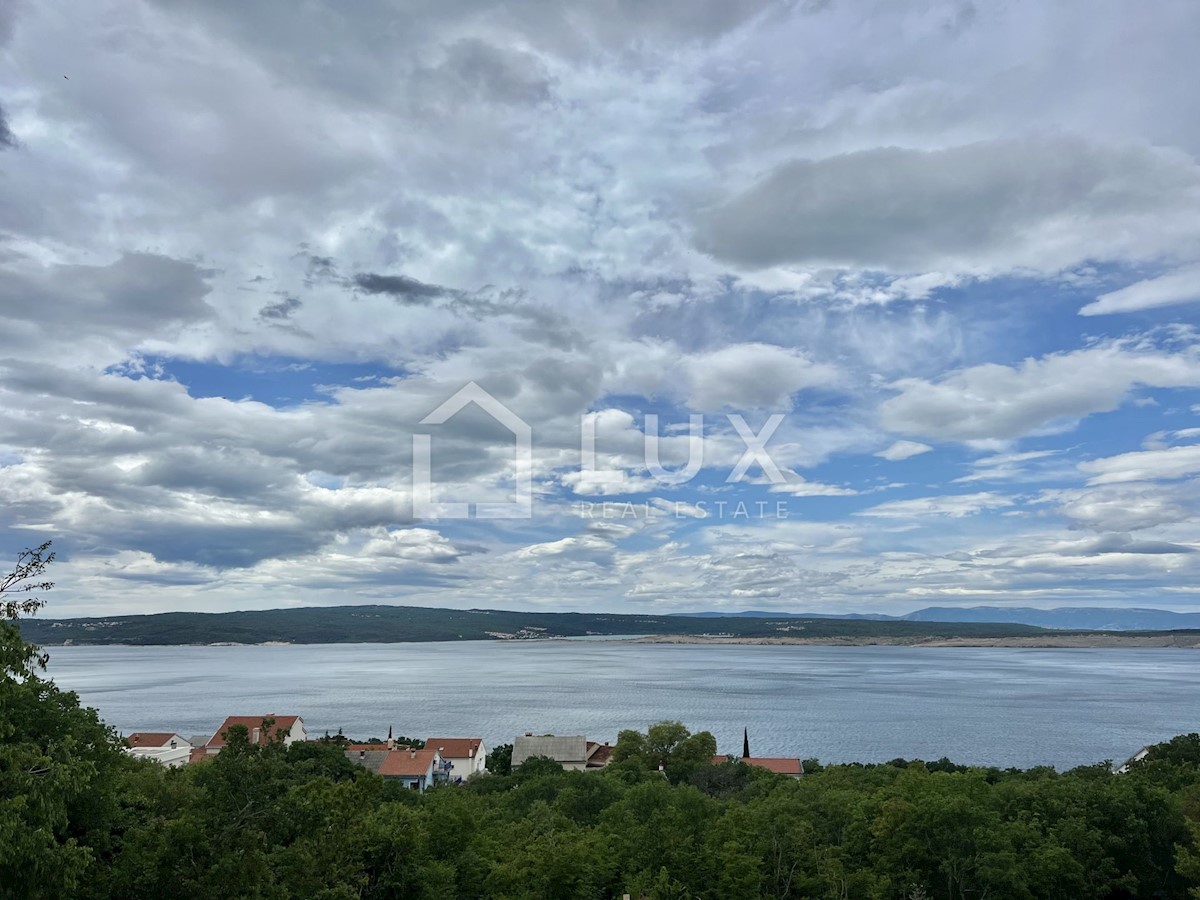 DRAMALJ - dvoetažni apartma 118m2, pogled na morje