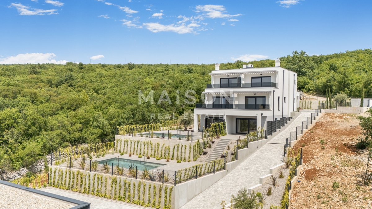 Hiša Kostrena, 203,67m2