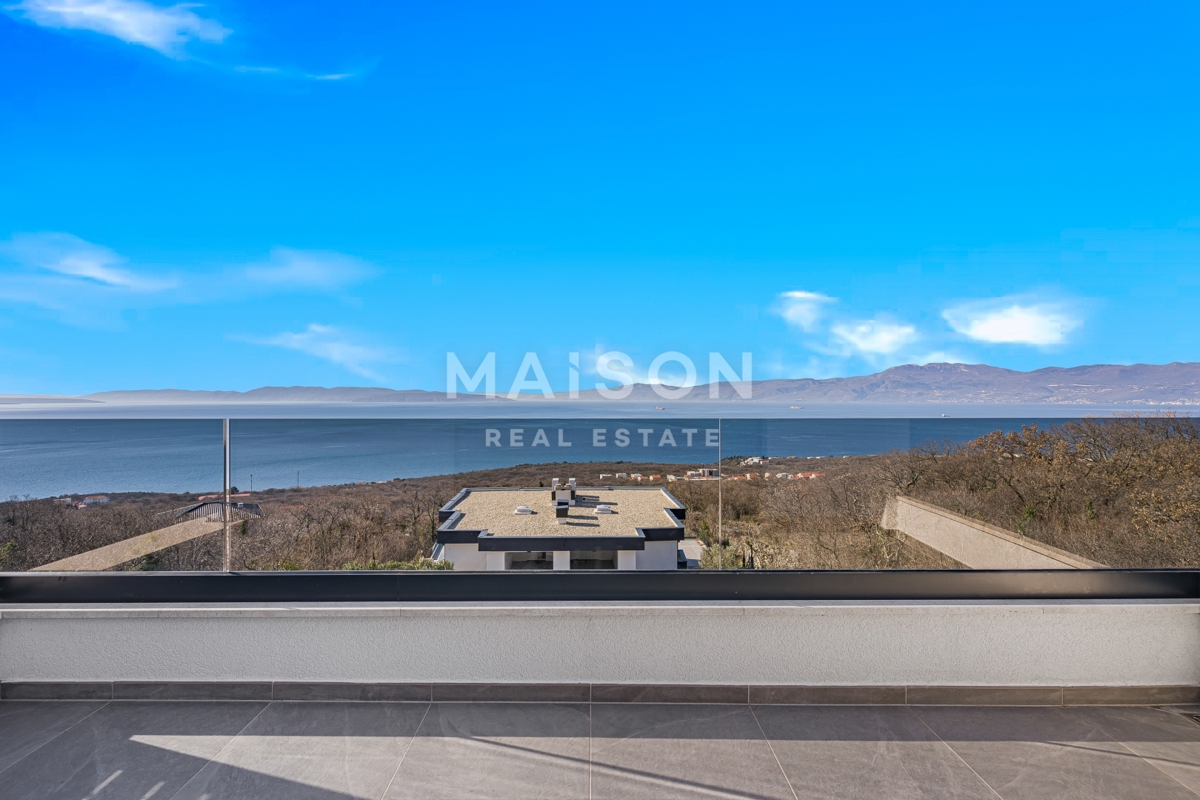 Hiša Kostrena, 203,67m2