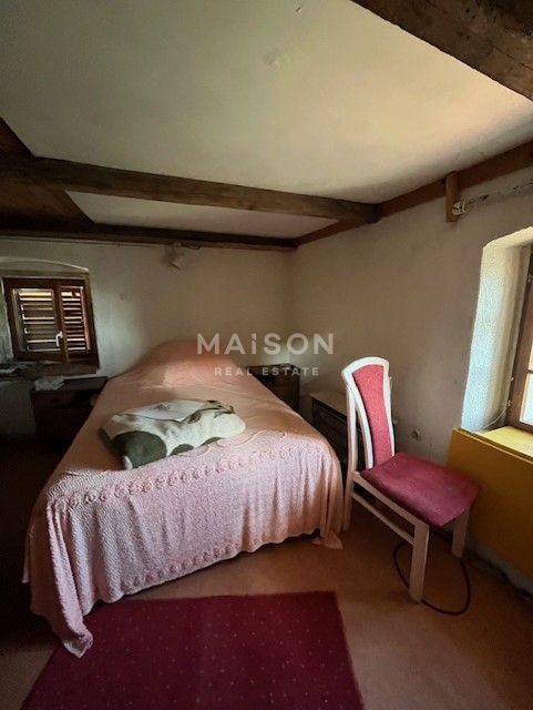 Hiša Višnjan, 201m2