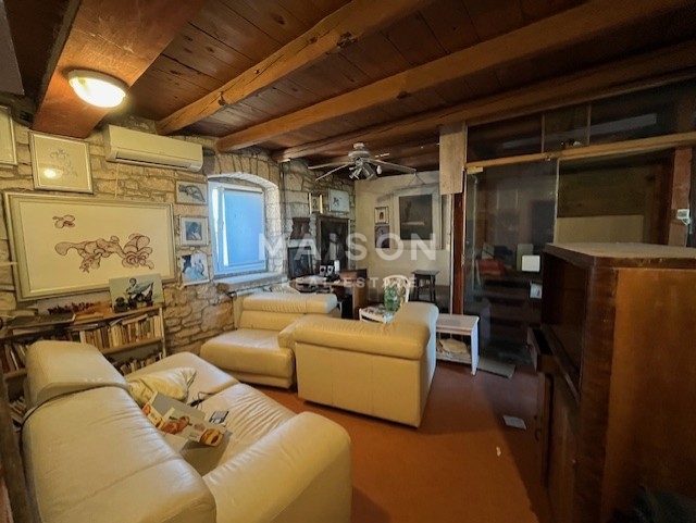 Hiša Višnjan, 201m2