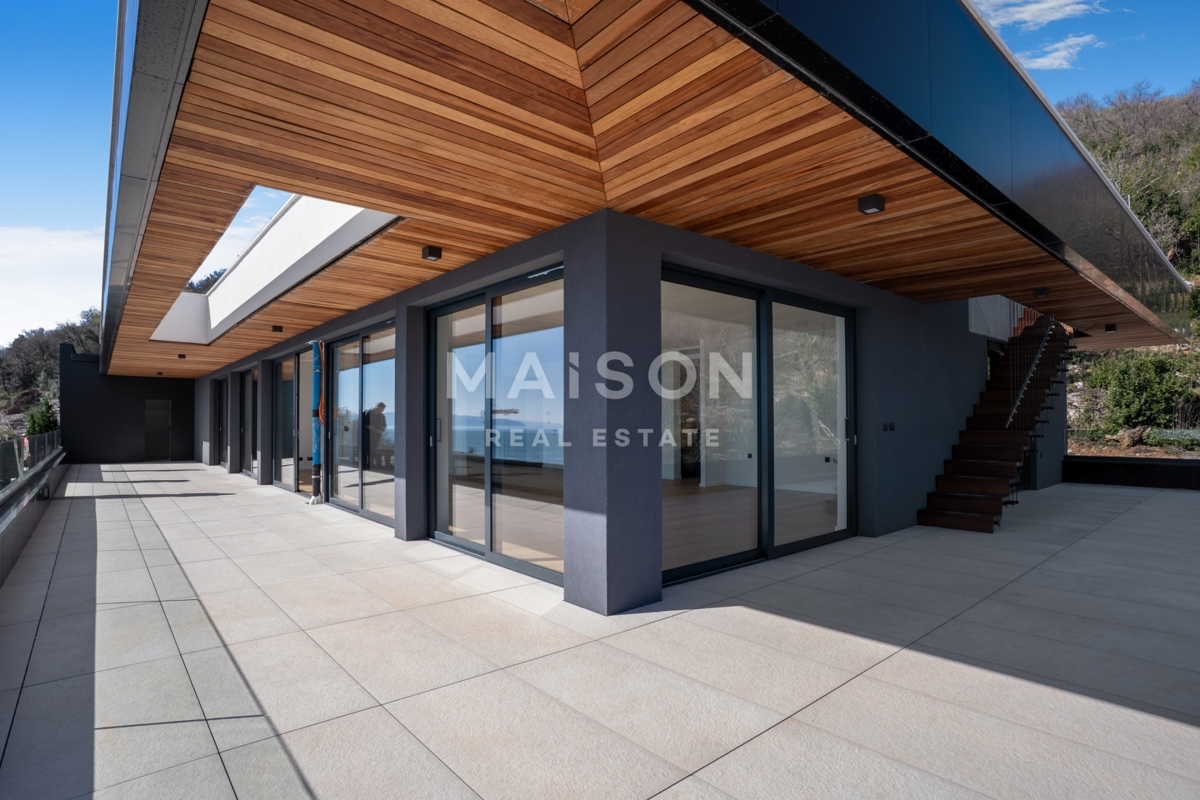 Stanovanje Punta Kolova, Opatija, 302,90m2