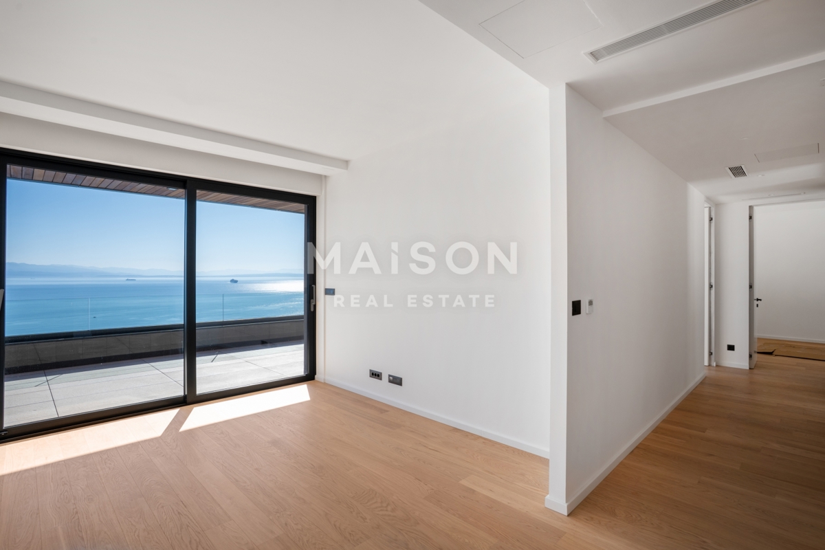 Stanovanje Punta Kolova, Opatija, 302,90m2