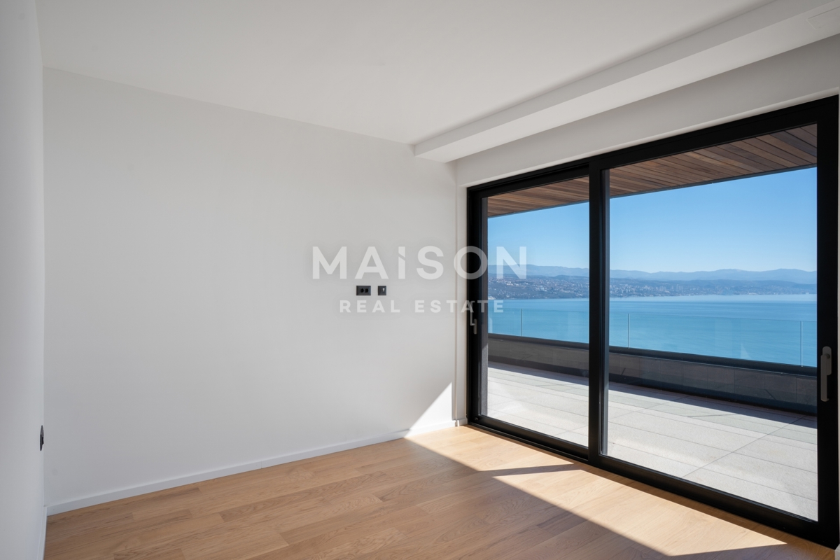 Stanovanje Punta Kolova, Opatija, 302,90m2