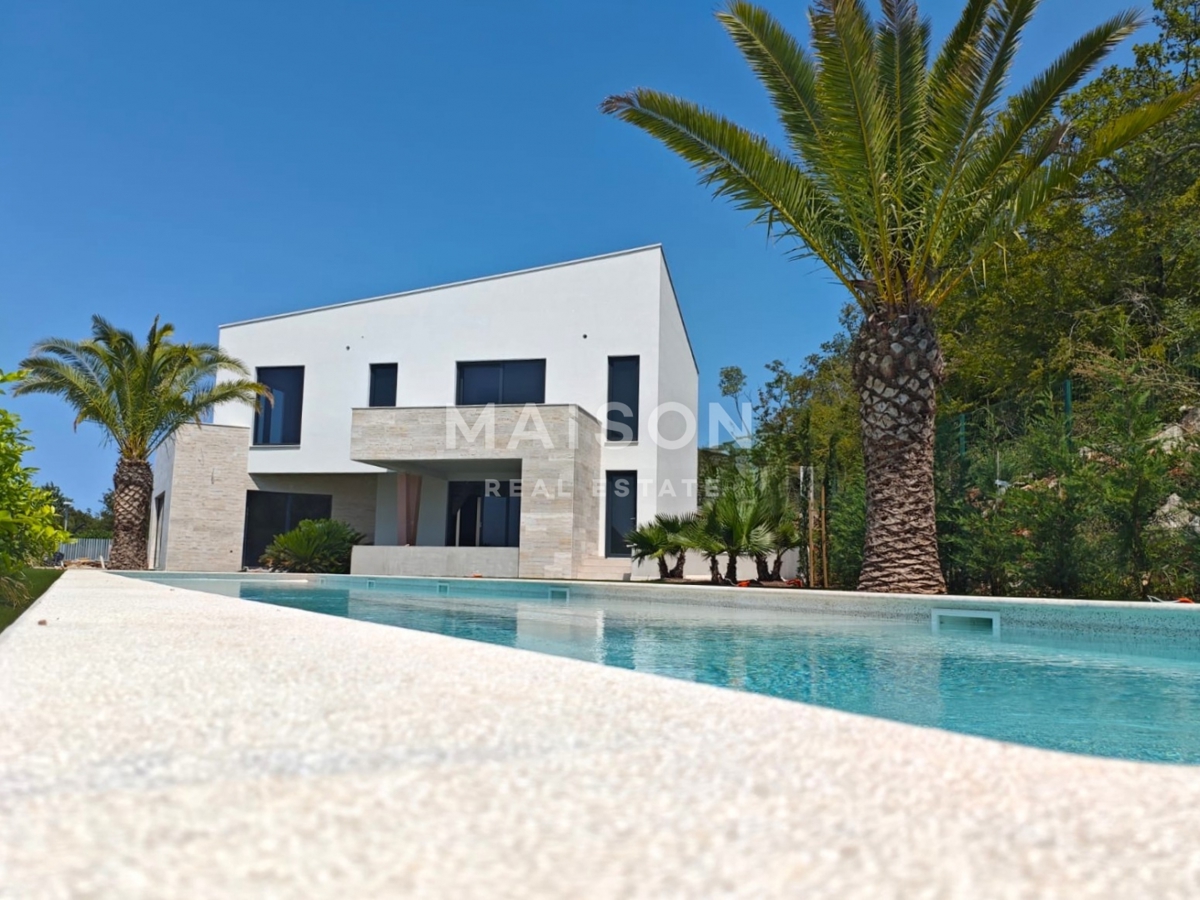 Hiša Malinska, Malinska-Dubašnica, 290,43m2