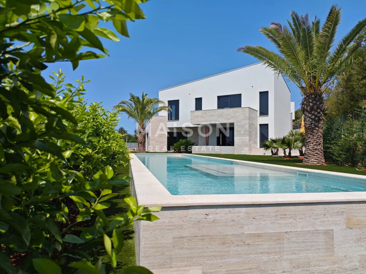 Hiša Malinska, Malinska-Dubašnica, 290,43m2