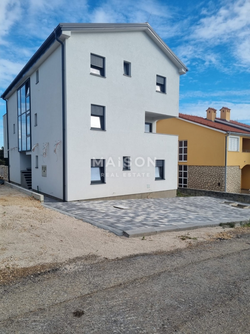 Apartma Mandre, Kolan, 117m2