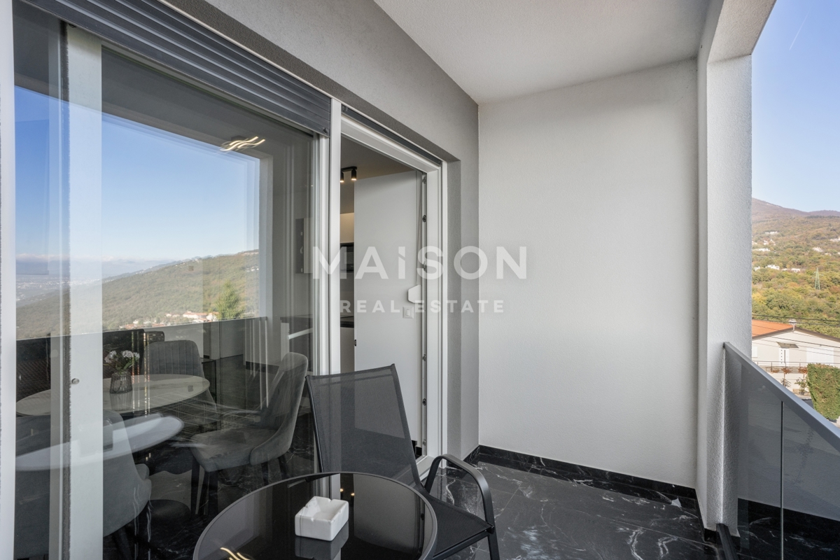 Hiša Oprić, Opatija - Okolica, 296,35m2