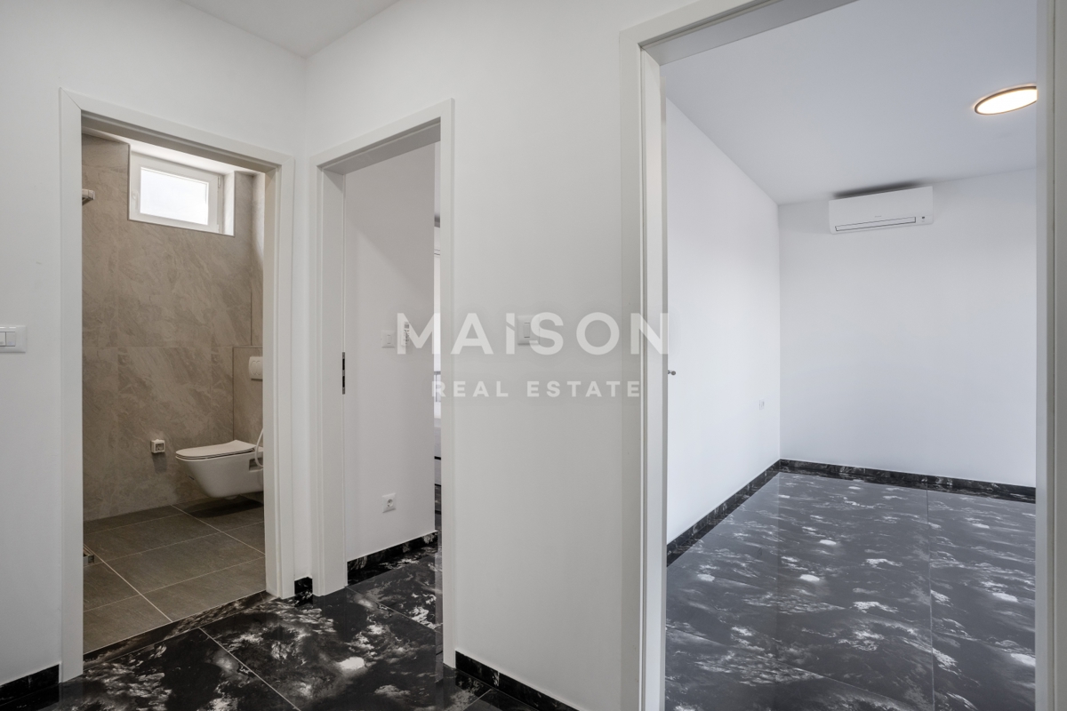 Hiša Oprić, Opatija - Okolica, 296,35m2