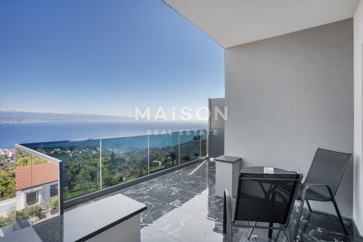 Hiša Oprić, Opatija - Okolica, 296,35m2