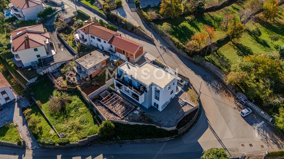 Hiša Oprić, Opatija - Okolica, 296,35m2