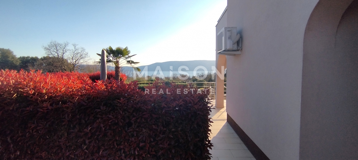 Apartma Pinezići, Krk, 72m2