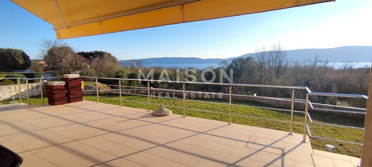 Apartma Pinezići, Krk, 72m2