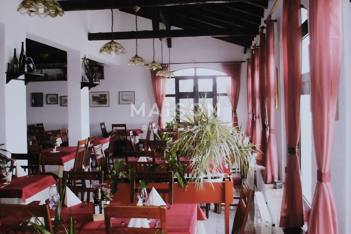 Poslovni prostor Mali Lošinj, 391,26m2