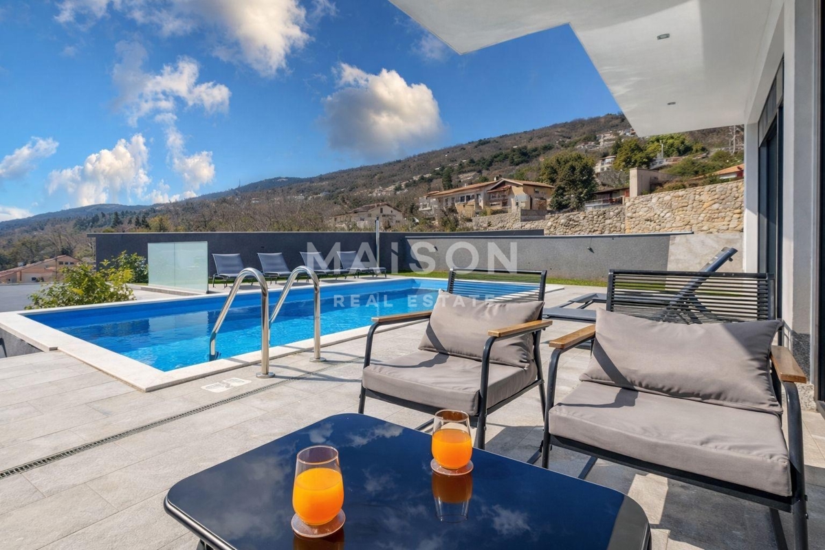 Stanovanje Lovran, 225m2