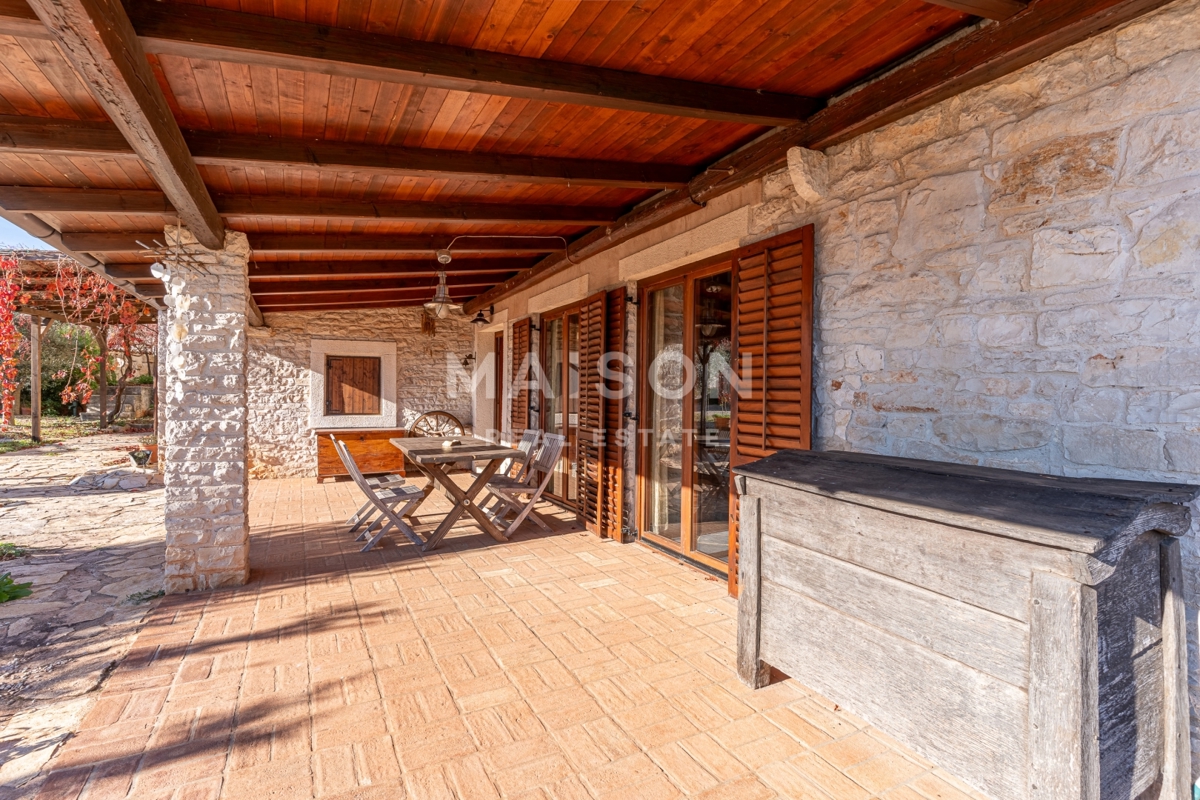 Hiša Peruški, Marčana, 450m2