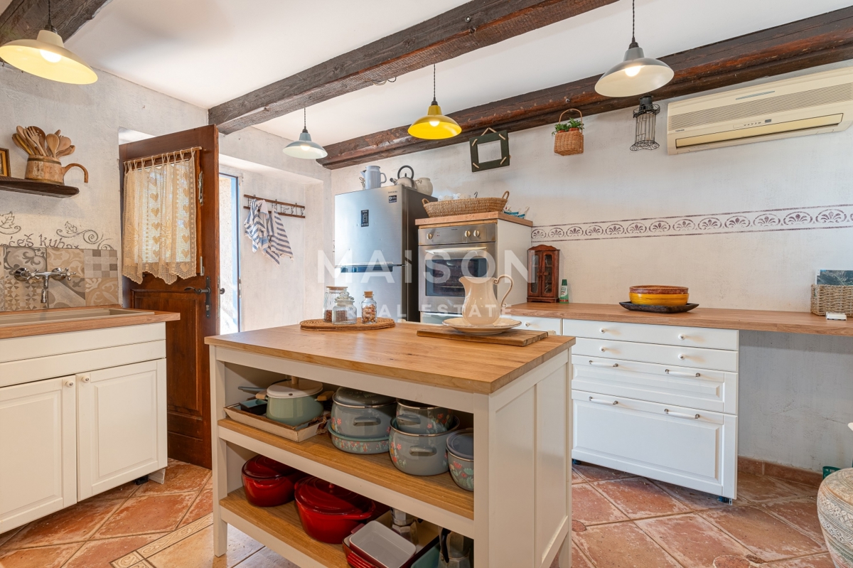 Hiša Peruški, Marčana, 450m2