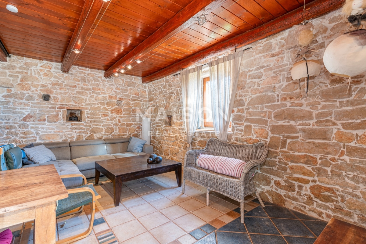 Hiša Peruški, Marčana, 450m2