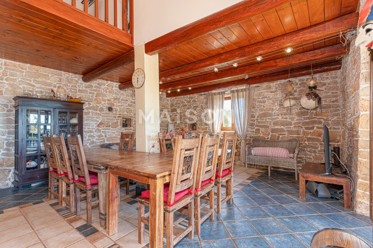 Hiša Peruški, Marčana, 450m2