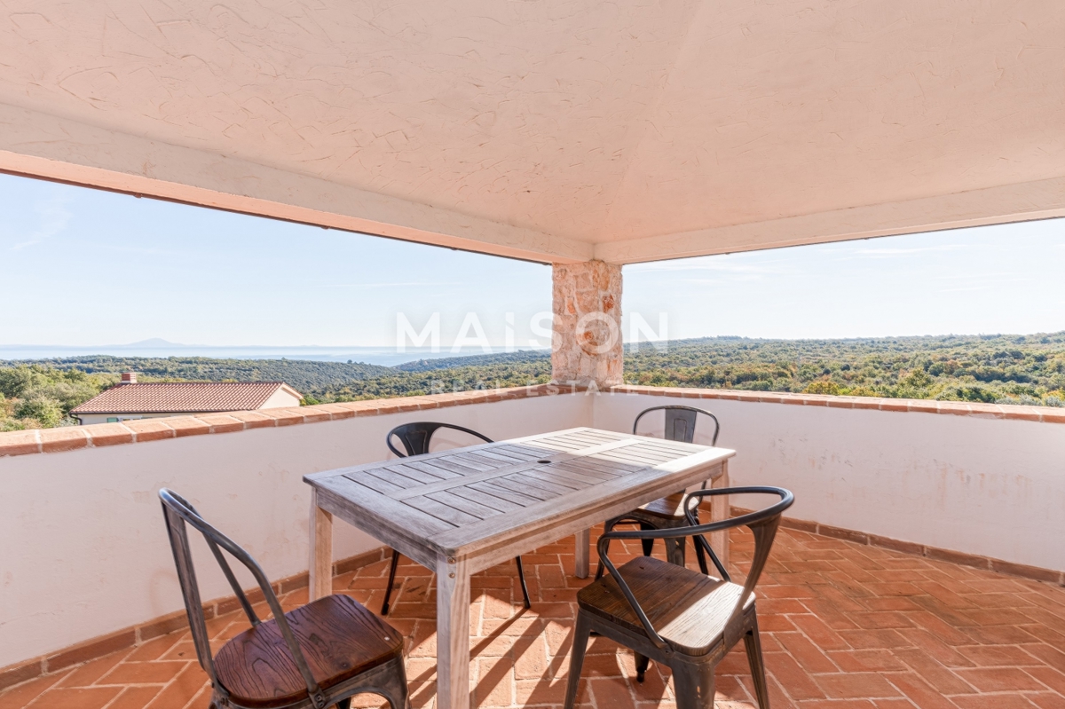 Hiša Peruški, Marčana, 450m2