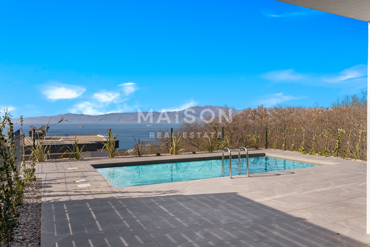 Hiša Kostrena, 203,67m2