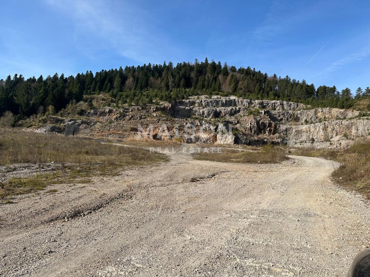 Zemljišče Vrata, Fužine, 9.999m2