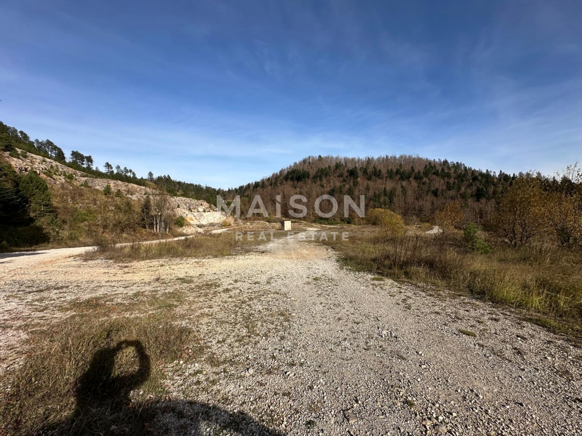 Zemljišče Vrata, Fužine, 9.999m2