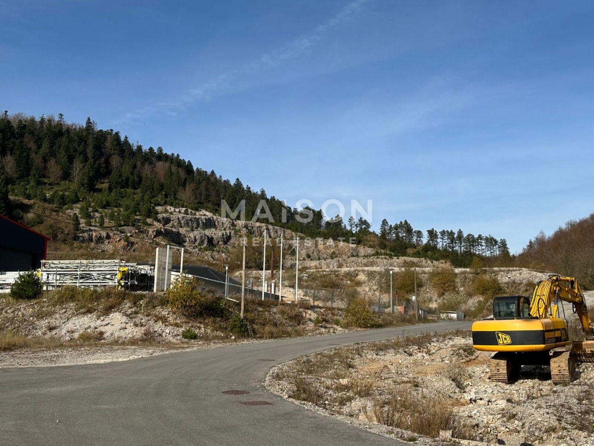 Zemljišče Vrata, Fužine, 9.999m2