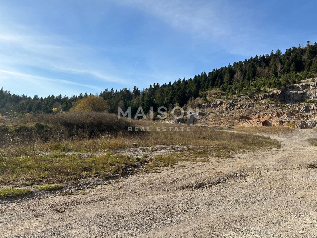 Zemljišče Vrata, Fužine, 9.999m2