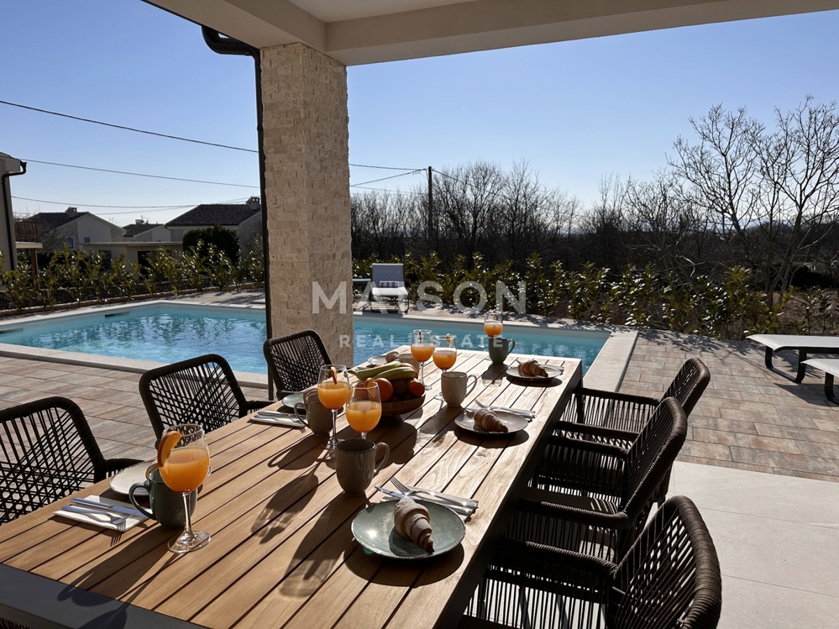 Hiša Kras, Dobrinj, 178m2